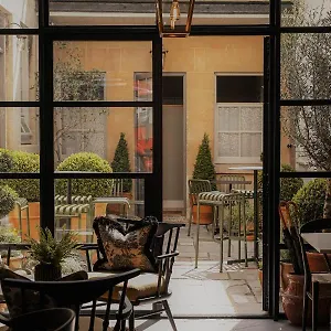 The Yard In Locanda Bath